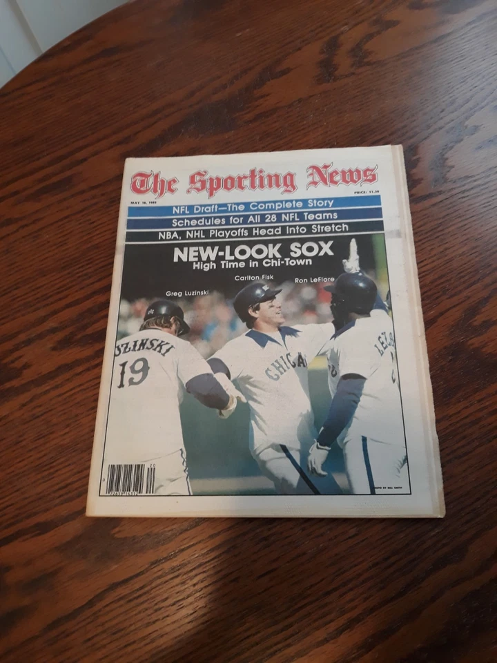 MAY 16,1981-THE SPORTING NEWS-GREG LUZINSKI, CARLTON FISK & RON LeFLORE(MINT) - Image 1 of 1