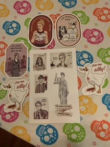 Conjunto de lote de pegatinas exclusivo de JENEVA ROSE The Perfect Marriage SARAH NYCC Comic Con - Imagen 1 de 7