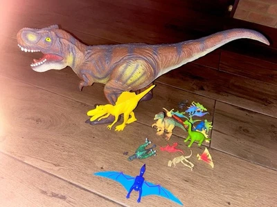 Set of Dinosaur Toys Large Tyrannosaurus Rex Figure and Several Smaller Animals - Image 1 of 4