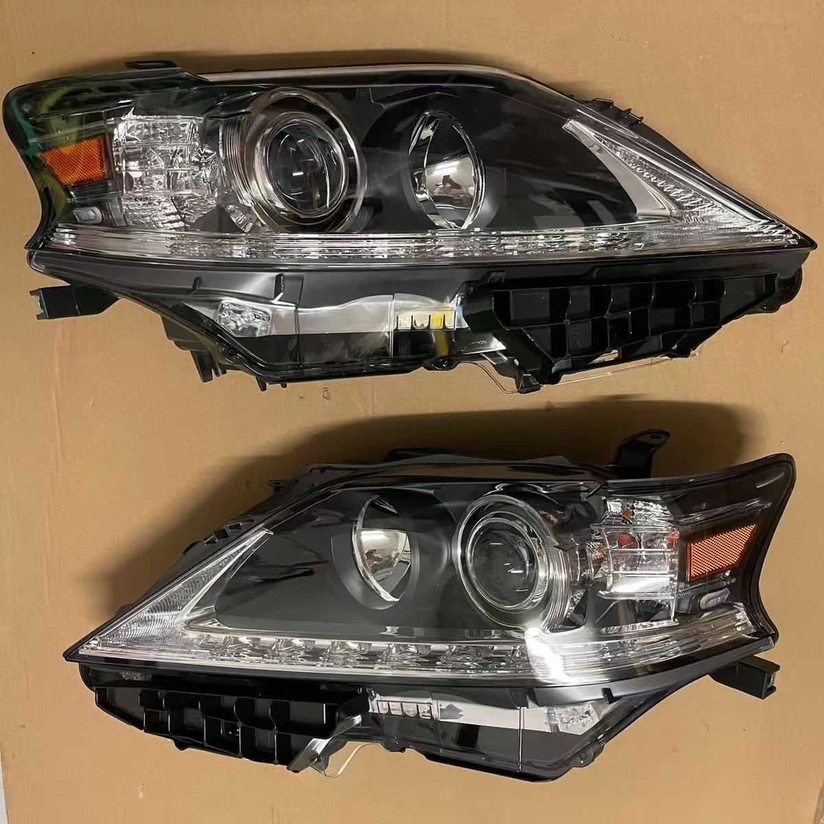 レクサスRX450h 右ヘッドランプ レクサス RX DAA-GYL20W 右ヘッドランプ 81145-48D20 350025