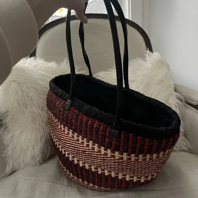 African Sisal Shoulder Bag Handmade in Kenya Natural  w/ expand drawstring cover - Image 1 of 4
