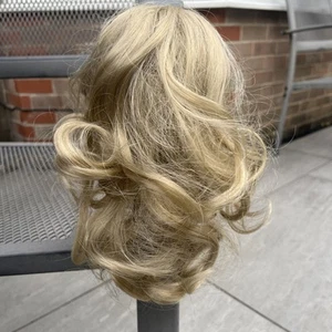 Blonde Clip On Hair Piece - Picture 1 of 6