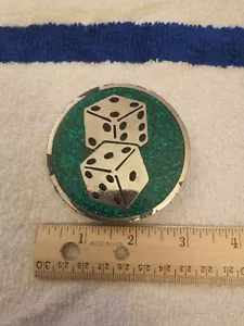 Hebilla de cinturón redonda de dados de casino usada de colección PSG 79 BB200. Muestra algo de desgaste. - Imagen 1 de 6