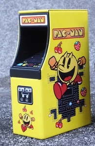 4 Pc - Pac Man, Ms Pac Man, Space Invaders & Hello Kitty Arcade Game 1/24 Minis - Picture 1 of 4