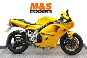 Triumph Daytona 955i - Picture 1 of 9