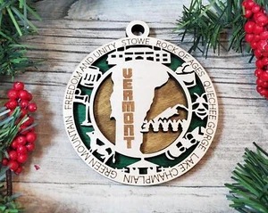 Vermont State Christmas Ornament Wooden Keepsake - Picture 1 of 3