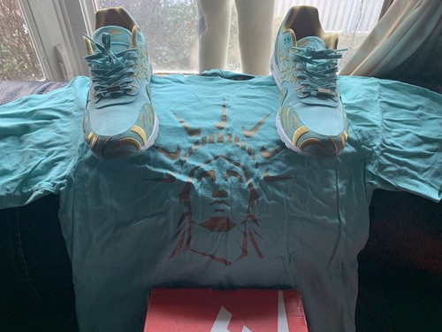 Taglia 11 Nike Air Max 1 Ultra LOTC Paris con maglietta Nike NYC PARIS TAGLIA L uomo