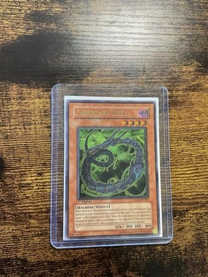 Yugioh Cyberdark Keel CDIP-EN003 1st Edition Ultimate Rare Horizontal Foil Shift - Image 1 of 4