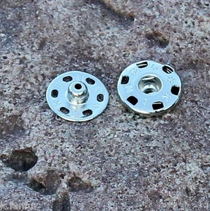 Botón Diámetro 11 Mm Color Plata Para Pompones Con Coser Impresora - Imagen 1 de 2