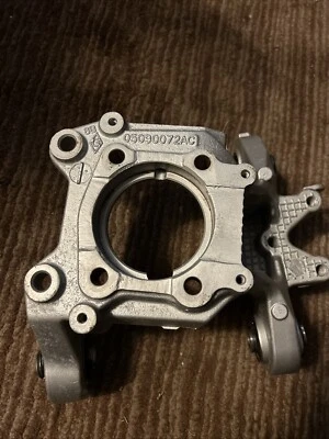 Rear Knuckle Right Side Fit for 2014 2015 2016 2017 2018 Jeep Cherokee - Image 1 of 4