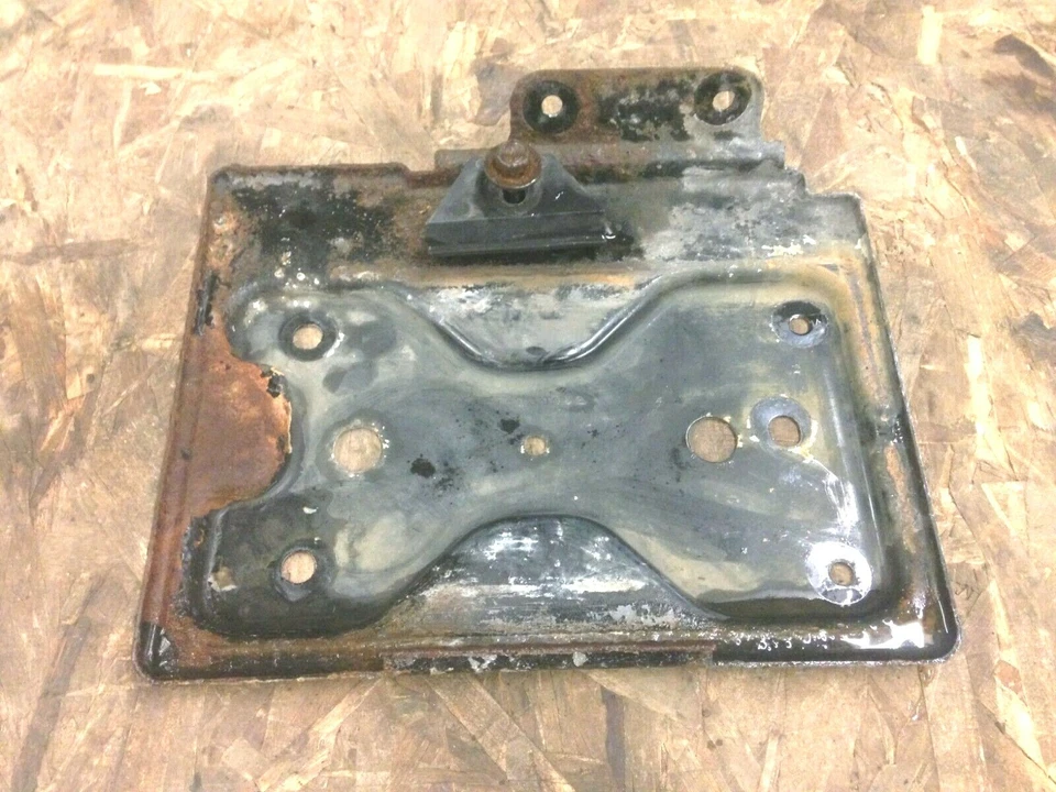 Bandeja de batería GMC Yukon 2000-2002 Tahoe Suburban Foto 1 de 2