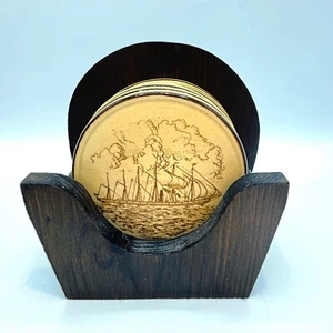 Vintage Round Ceramic Tall Sailing Ships Drink Coasters w/Dark Wood Holder Stand - Foto 1 di 6