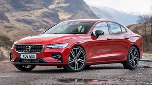 2019 Volvo S60 R Design Uk Wall Art Print Poster Pick a Size Lot Up - Picture 1 of 1