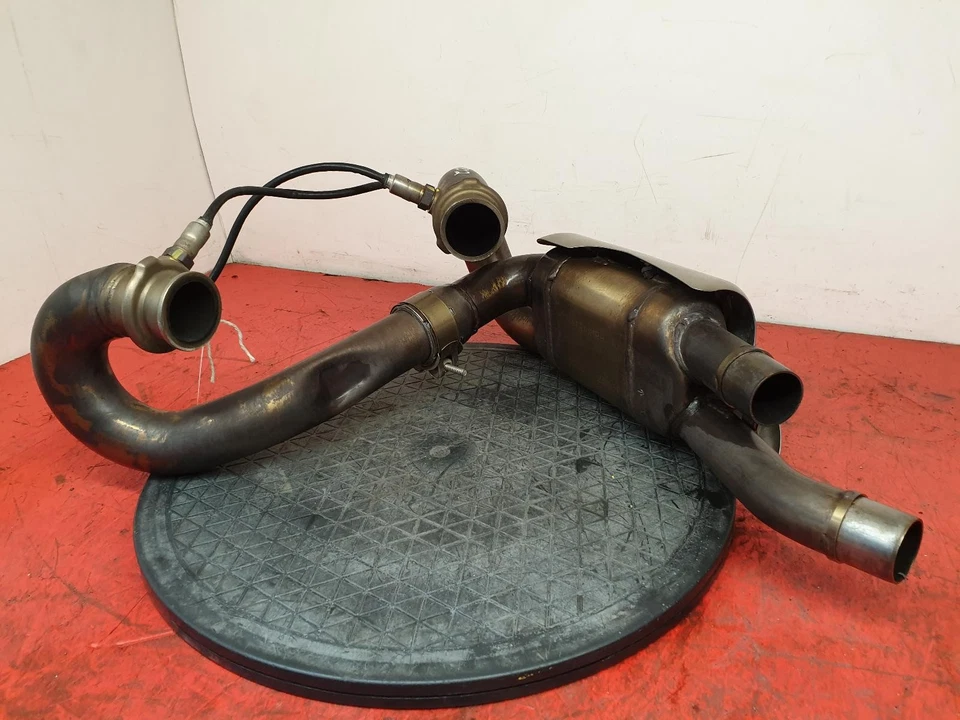 TRIUMPH SCRAMBLER ESCAPE MAINFOLD 2020 Foto 1 de 4