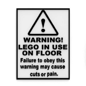 Letr Divertido | Lego En Uso En El Piso No Obedecer Esta Advertencia Puede Causar Dolor - Imagen 1 de 4