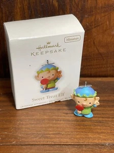 2010 Hallmark Andenken Miniatur Ornament Sweet Treat Elfe Weihnachten - Bild 1 von 8