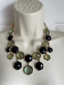 Chico's Necklace NWT Statement Hard Plastic Green Faceted Bib Collar - Picture 1 of 6