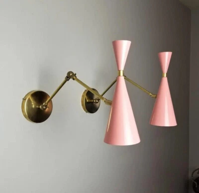 Итальянский современный латунный и бледно-розовый эмаль монолит лампа для чтения декор свет - Изображение 1 из 4