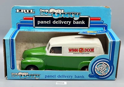 ERTL 1950 CHEVY WINN DIXIE PANEL FUNDIDO A PRESIÓN CAMIÓN DE REPARTO BANCO DE MONEDAS 1:25 EE. UU. 1988 Foto 1 de 4