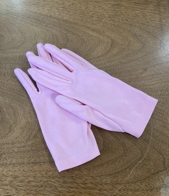 Vintage 1960s Women’s Light Pink Nylon Gloves Lightly Worn Size 7-7.5 - Image 1 of 4