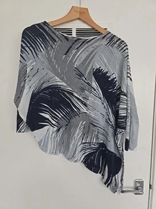Phase Eight 3/4 Sleeve Lightweight Asymmetrical Top Slit Side Womens Small - Picture 1 of 8