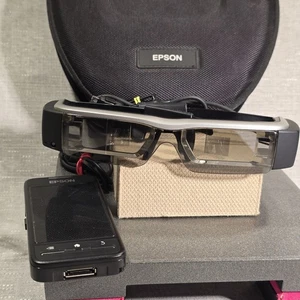 EPSON MOVERIO BT-200 See-Through Smart Glass Android Bluetooth Wi-Fi - Picture 1 of 11