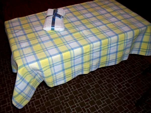 PLAID TABLECLOTH  & 4 cotton/ lace Napkins Vintage  100% Cotton - Picture 1 of 4