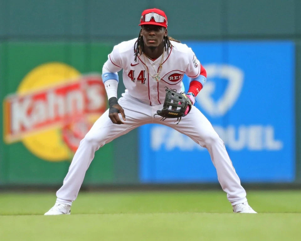 8x10 Photo ELLY DE LA CRUZ Cincinnati Reds Rookie Of The Year - Image 1 of 1
