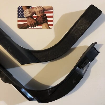 Tapicería de borde de alfombra de piso izquierdo derecho para conductor Volvo C70 alféizar negro cupé convertible Foto 1 de 4