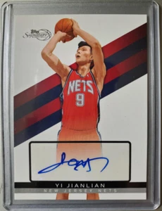 2008-09 Topps Signature | YI JIANLIAN | Autografo #d 1364/6225 NETS NBA - Foto 1 di 2