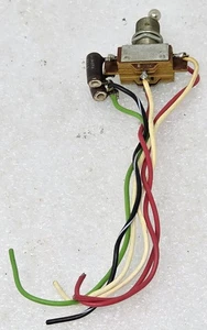 Und Lab Inc. Arrow H&H Industrial 2 Position Toggle Switch 1A 250V / 3A 125V - Bild 1 von 5