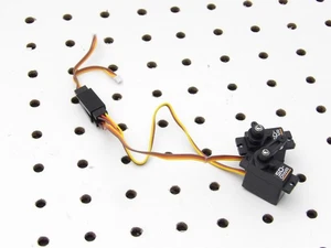 HPI Venture 18 SD-01WR 6.0V 1Kg Plastic Geared Steering Servos 160833 - Picture 1 of 2