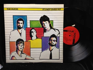 The Ducks-It's Not Over Yet-Four Dots 1009-TEXAS POWER POP NEW WAVE - Picture 1 of 2
