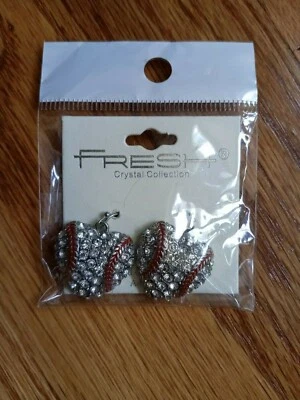 Nuevos pendientes colgantes de béisbol con estrás en forma de corazón Cardenales de San Luis Foto 1 de 2