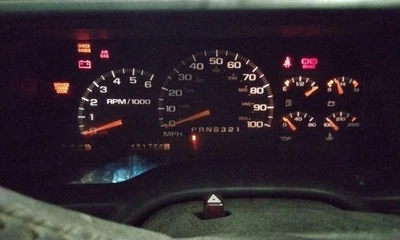 2000 Tahoe OE Speedometer Gauge Cluster 151K Miles Chevrolet - Image 1 of 4