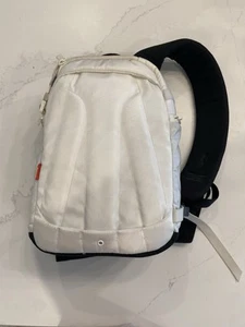Manfrotto Camera  Bag Agile II shoulder sling Backpack MB SSC3-2SW White - Picture 1 of 11