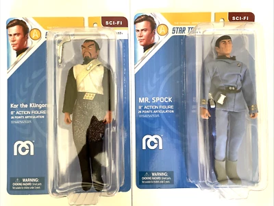 Figuras Topps / Mego Star Trek 8" / Klingon Kor & Spock / 2021 / Todavía en tarjeta Foto 1 de 4