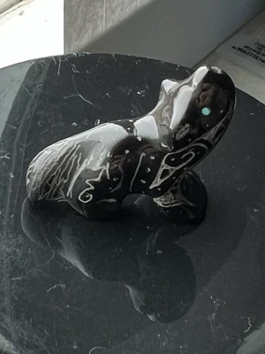 Zuni Howling Wolf Fetiche Garrick Acque Mármol Negro Regalos Grabados F1740 Foto 1 de 4