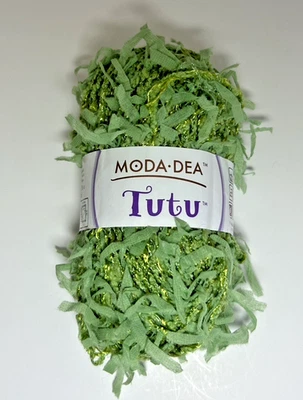 Modo Dea TUTU Yarn Nylon Cotton Acrylic Pear Green 3651 92 Yds Crochet - Image 1 of 4