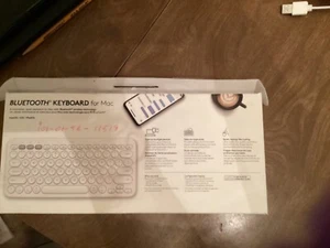 Apple Bluetooth Keyboard for Mac - Picture 1 of 3