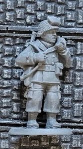 28mm WW2 US GI Ranger Airborne Army HQ Officer Radio Winter Bastogne Bulge - Picture 1 of 2