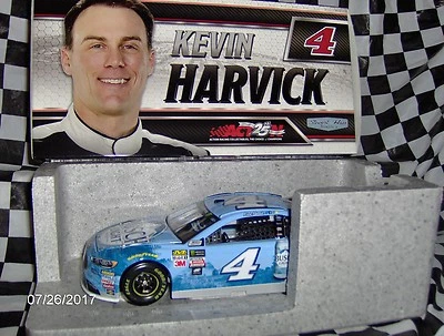 Kevin Harvick #4 Busch Light 2017 1/24 Foto 1 de 4