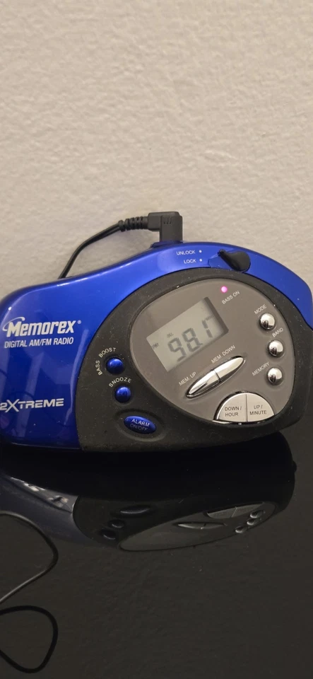 Walkman Radio AM/FM Portátil Memorex PROBADO Y FUNCIONA/auriculares no incluidos Foto 1 de 4