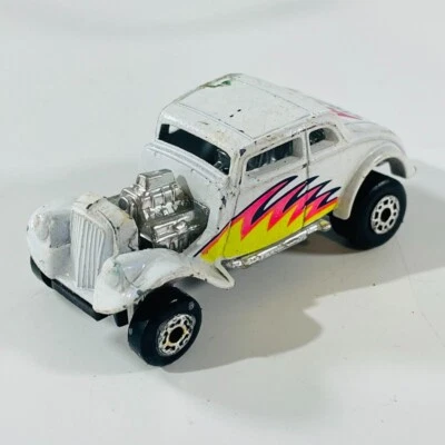 Matchbox '33 Willy's Street Rod, MB69, White w/Flames, Pro Street, 1:64 - Image 1 of 4