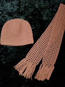 Erwachsene Unisex Handarbeit gehäkelt Mütze Beanie und Schal Set Rostfarben - Bild 1 von 3