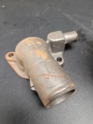 Camión de salida de agua Ford Fairlane Galaxie Mustang 1965-1969 6 cilindros 240 300 6 nuevo de caja Foto 1 de 4