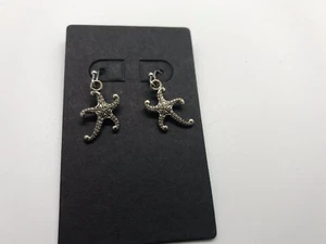 VINTAGE-STARFISH SILVER CHARM EARRINGS~BEACHPARTY NAUTICAL~Christmas - Picture 1 of 2