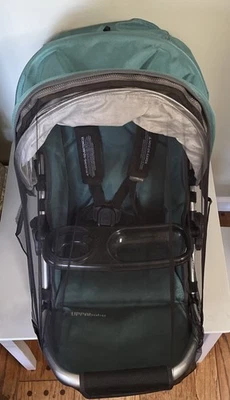 UPPAbaby Vista 2013 TODDLER seat, shade, Bug Net, Snack Tray, Car Seat Adapter, - Image 1 of 4