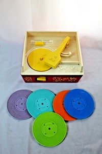 Vintage 1971 Fisher-Price #995 Music Box Record Player W/ All 5 Records Works!! - Picture 1 of 8