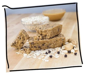 Bobo's Stuff'd Peanut Butter Chocolate Chip Bar - A Deliciously Filled Snack! - Picture 1 of 4